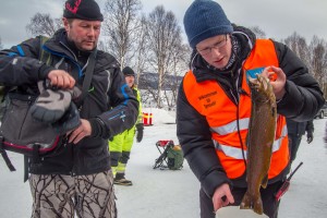 Vinnerfisken til innveiing